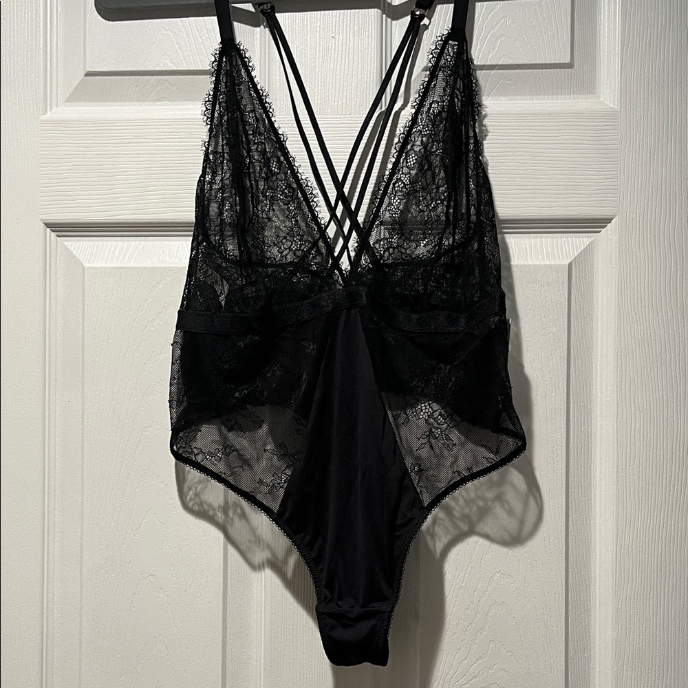 Auden Elegant Black Lace thong Bodysuit - Picture 5 of 6